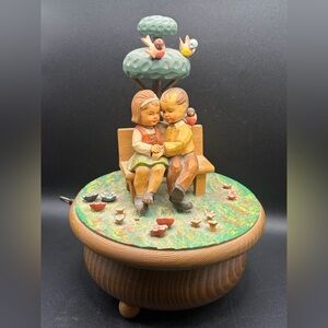 Anri Italy Handmade Hand Painted Thoren Love Story Rotating Music Box Decor